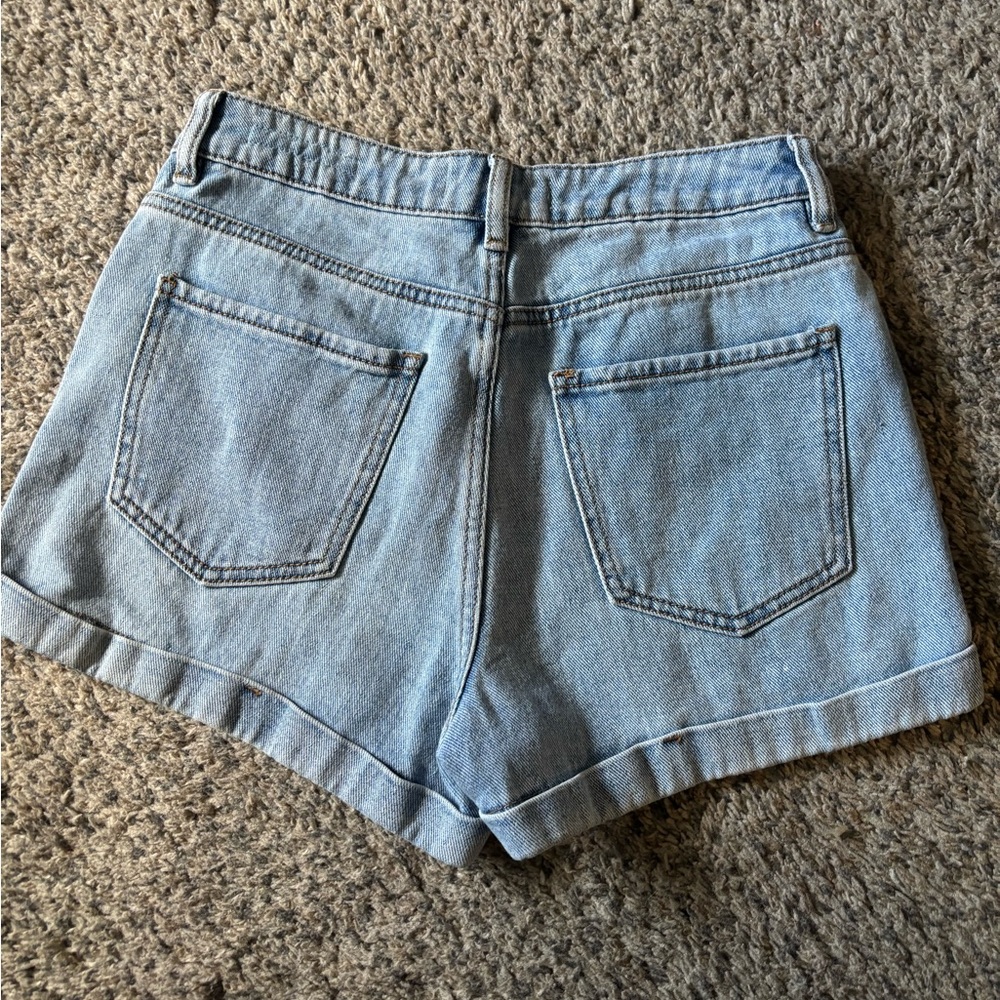 Pacsun Light Indigo Raw Cut Denim Mom Shorts - Picture 6 of 6